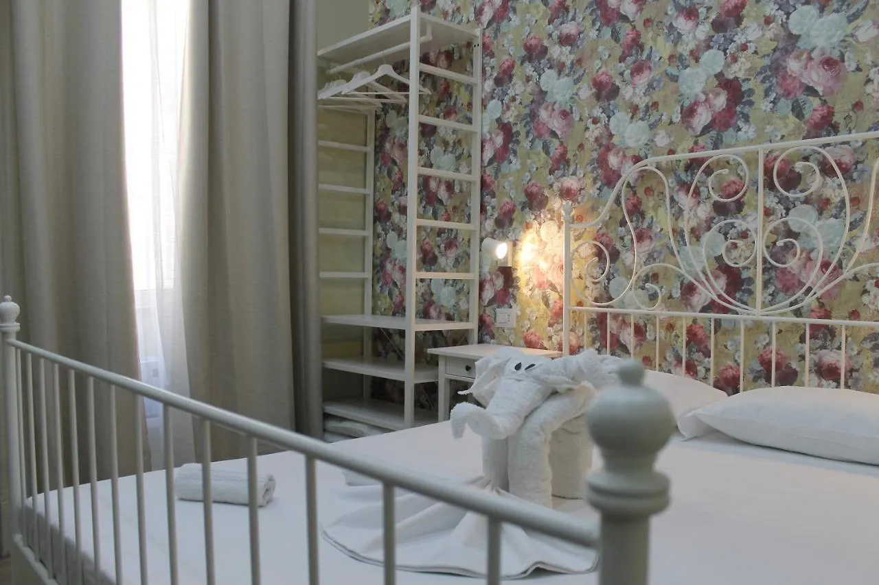 Rosamavi Home Napoli Daire